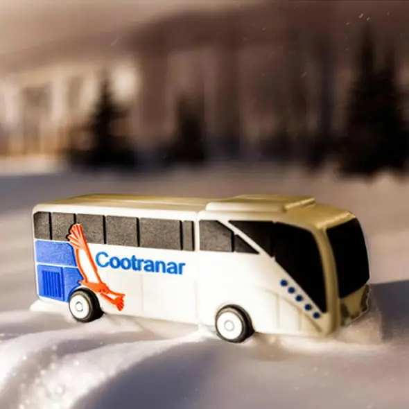 Memoria USB Personalizada Forma de Bus Moderno: Celebrando los 50 Años de Cootranar 11 Fabricacion USB Bus Aerocondor Empresa de Transporte Cootranar